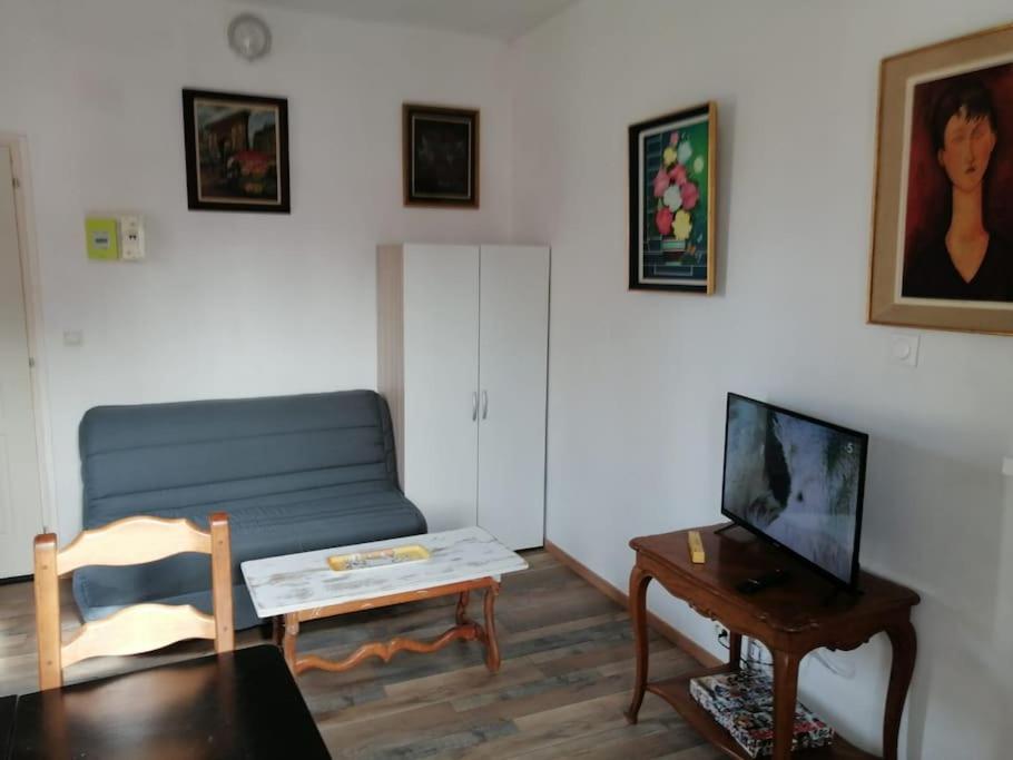 S2 Studio A Courtenay Proche Commerces エクステリア 写真